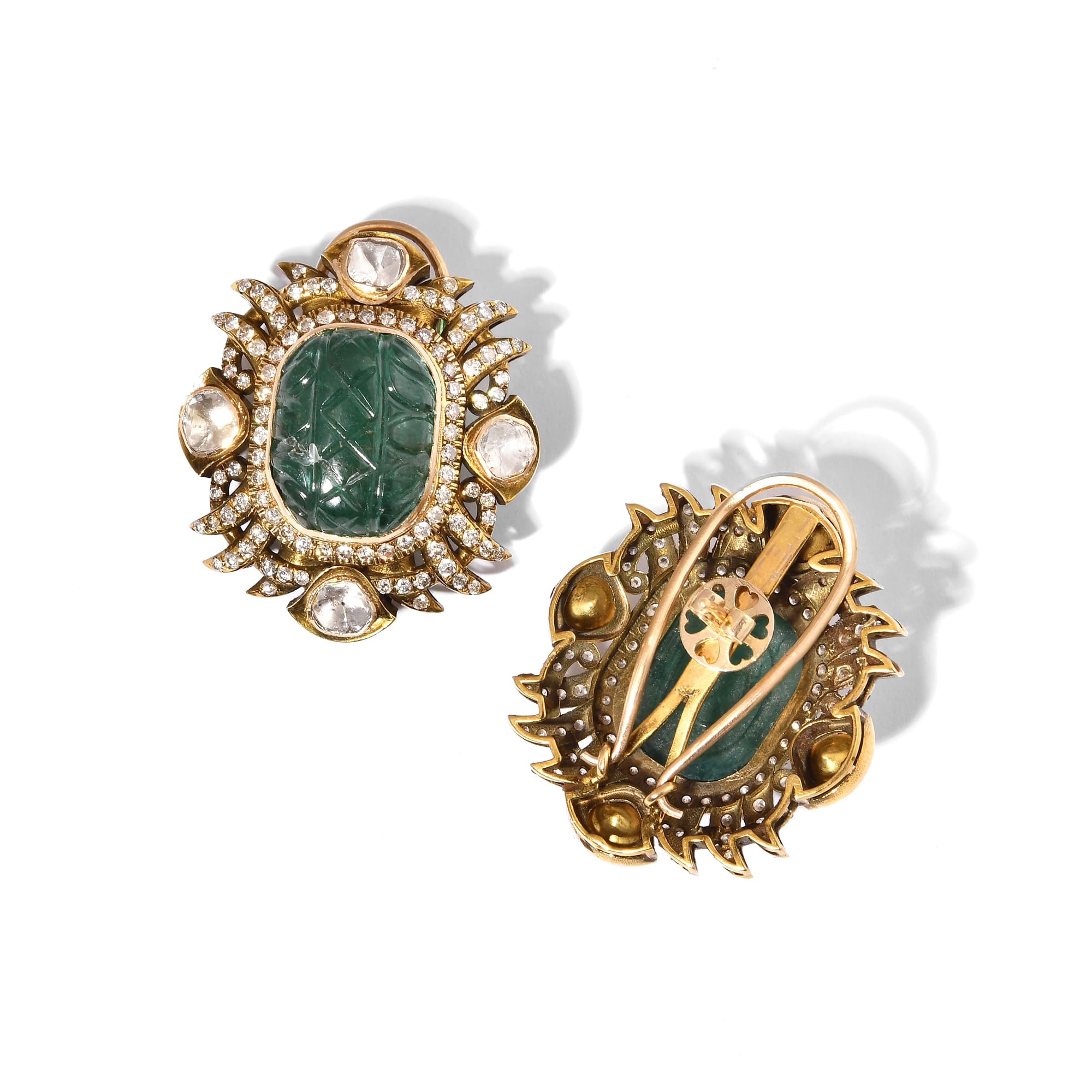 Claw Emerald Earrings