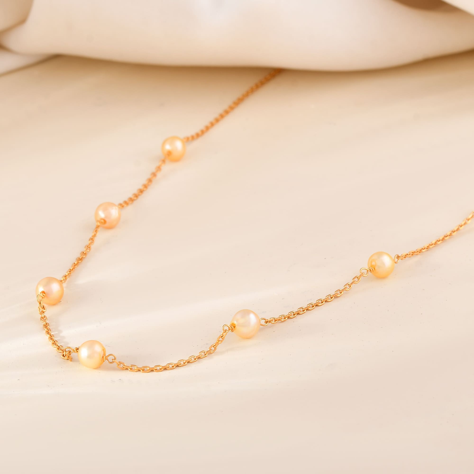 Vintage Pearl 14k Gold Necklace