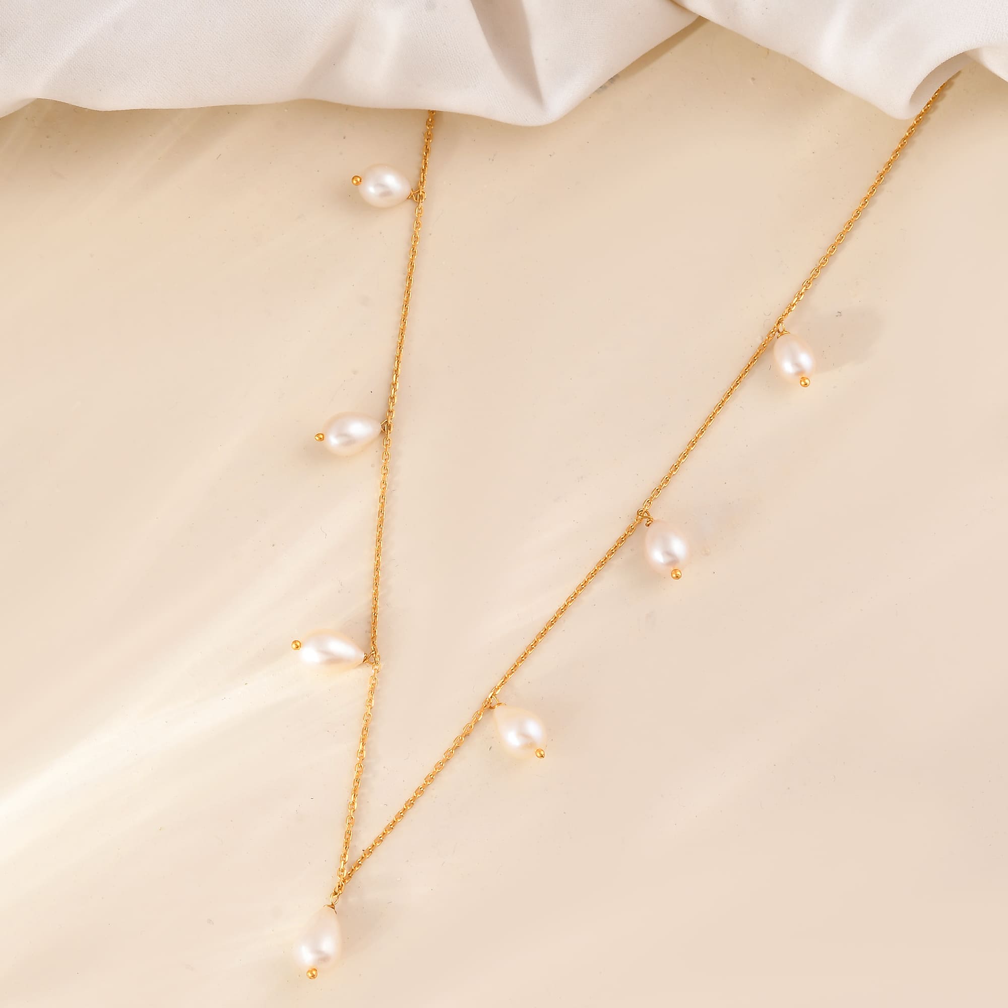 Hanging Pearl 14k Gold Necklace